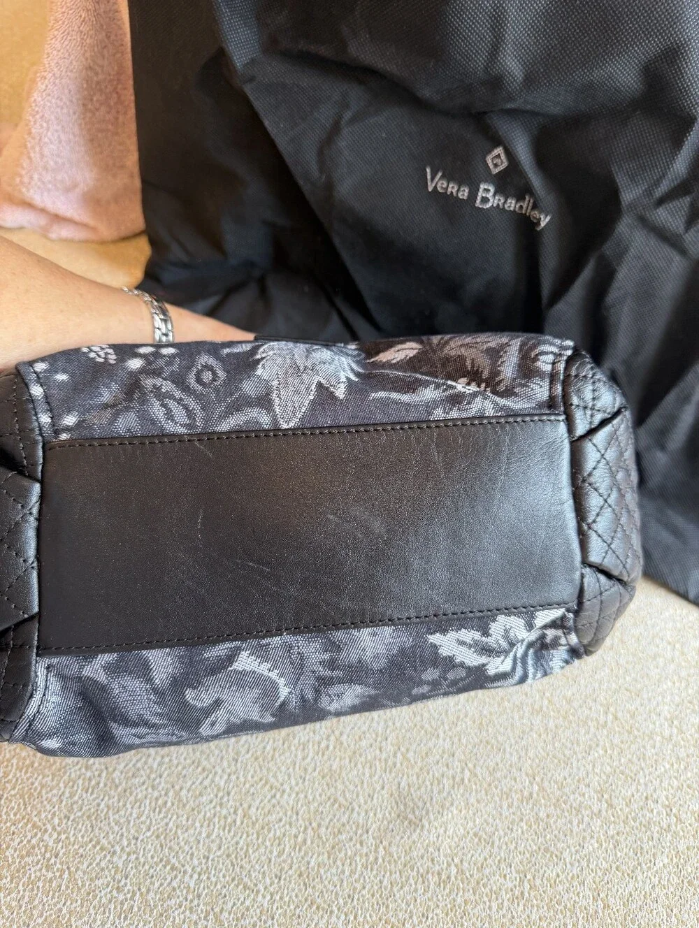 Vera Bradley Carryall Shoulder Bag Purse in Maplewood Navy, Unused New Condition